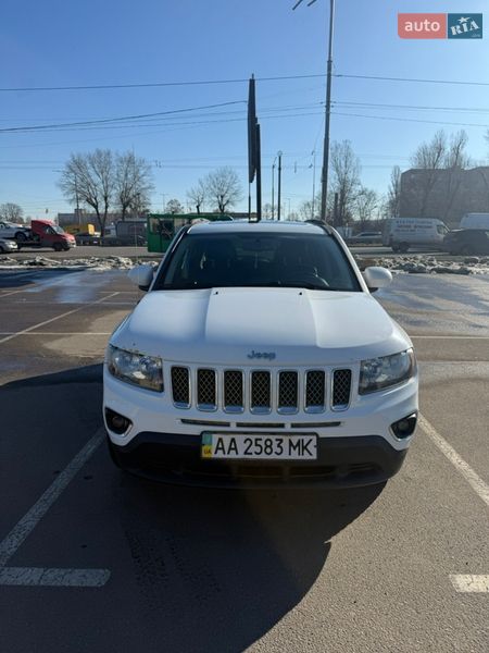 Внедорожник / Кроссовер Jeep Compass 2016 в Киеве