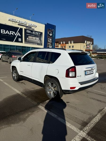 Внедорожник / Кроссовер Jeep Compass 2016 в Киеве
