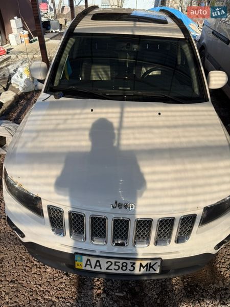 Внедорожник / Кроссовер Jeep Compass 2016 в Киеве