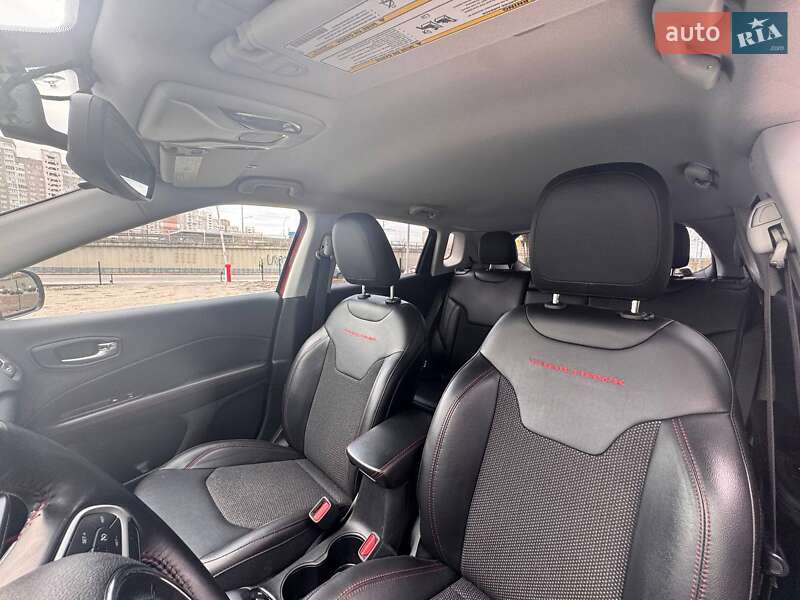 Внедорожник / Кроссовер Jeep Compass 2019 в Киеве