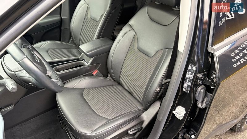 Внедорожник / Кроссовер Jeep Compass 2023 в Киеве