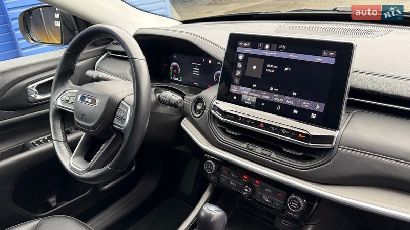 Внедорожник / Кроссовер Jeep Compass 2023 в Киеве