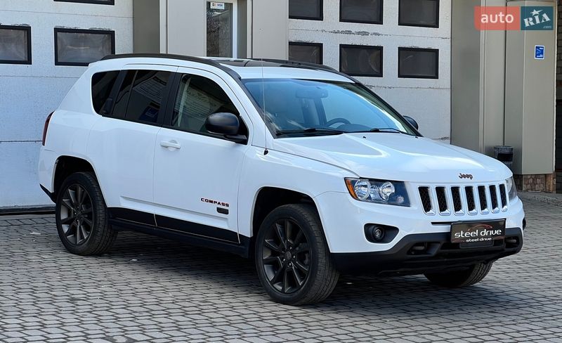 Внедорожник / Кроссовер Jeep Compass 2016 в Николаеве