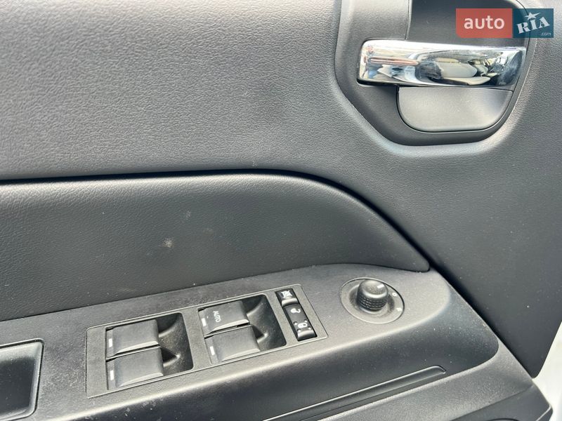 Внедорожник / Кроссовер Jeep Compass 2016 в Николаеве