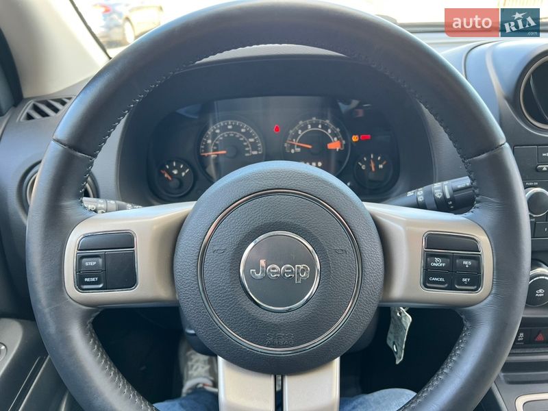 Внедорожник / Кроссовер Jeep Compass 2016 в Николаеве