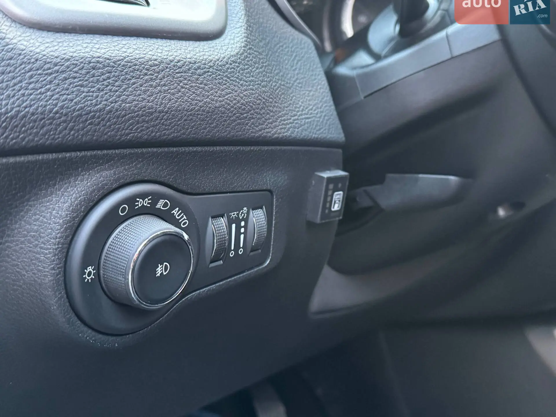 2017 Jeep Compass - мініатюра 11