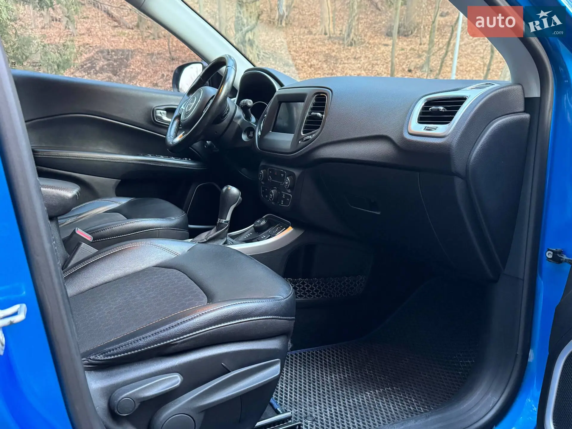 2017 Jeep Compass - мініатюра 16