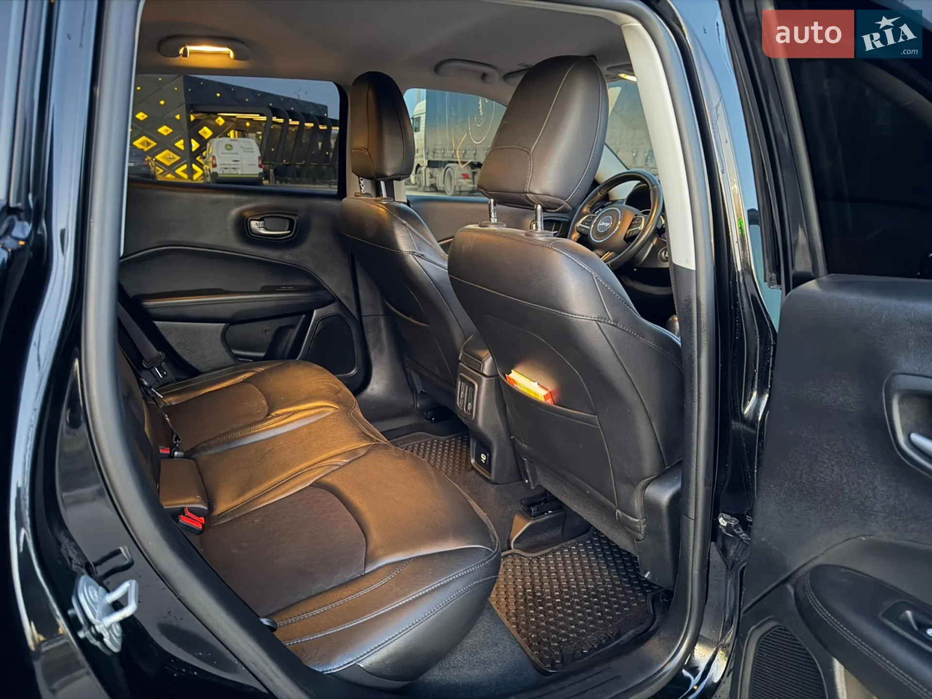 2018 Jeep Compass - мініатюра 9