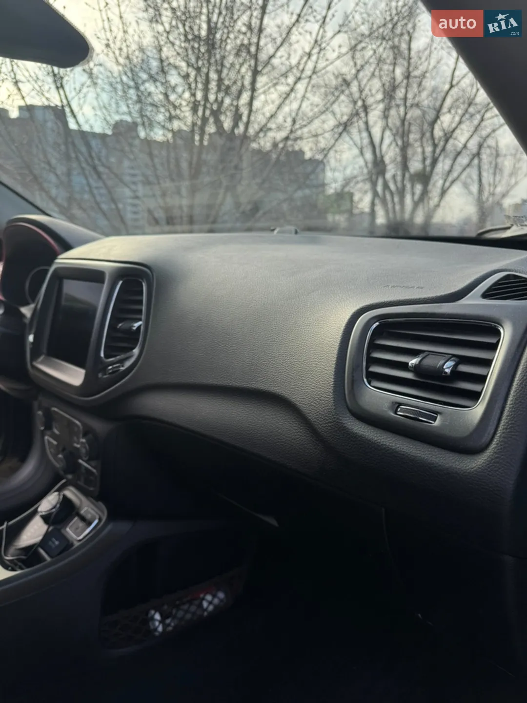 2018 Jeep Compass - мініатюра 19