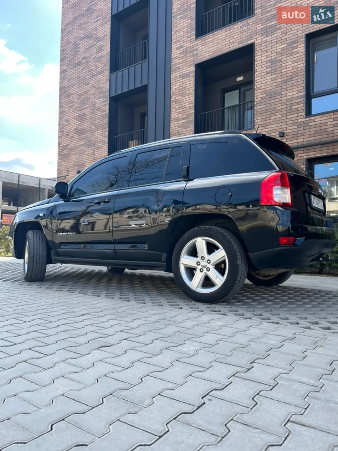 2011 Jeep Compass - мініатюра 12
