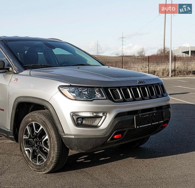 Внедорожник / Кроссовер Jeep Compass 2019 в Киеве