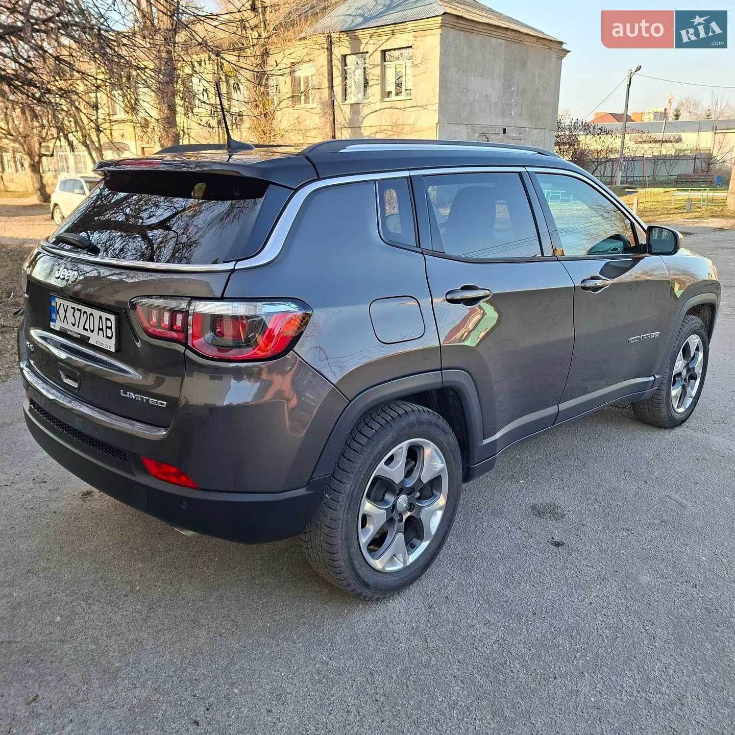 2018 Jeep Compass - мініатюра 2