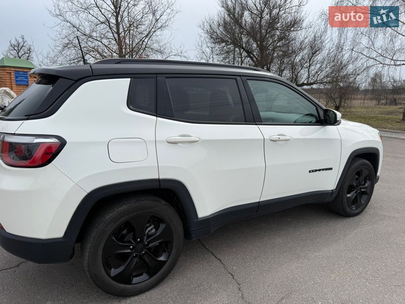 Внедорожник / Кроссовер Jeep Compass 2019 в Ромнах
