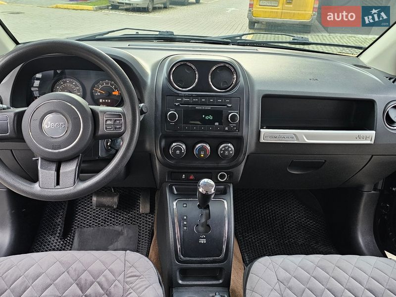 Внедорожник / Кроссовер Jeep Compass 2015 в Ивано-Франковске