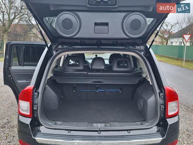 Внедорожник / Кроссовер Jeep Compass 2011 в Ужгороде фото 6 Внедорожник / Кроссовер Jeep Compass 2011 в Ужгороде