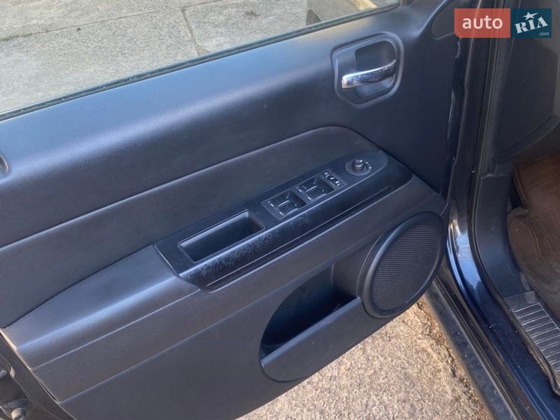 Внедорожник / Кроссовер Jeep Compass 2015 в Днепре