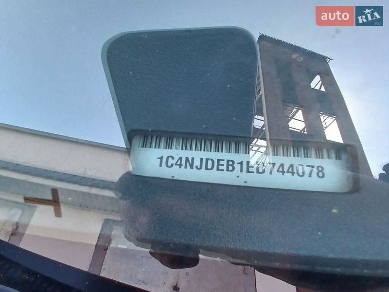 Внедорожник / Кроссовер Jeep Compass 2014 в Харькове