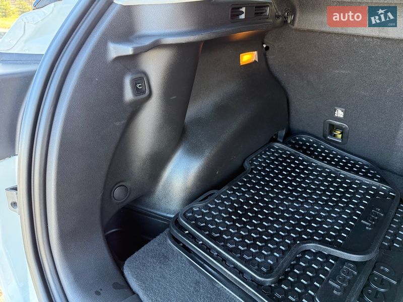 Позашляховик / Кросовер Jeep Compass 2024 в Києві