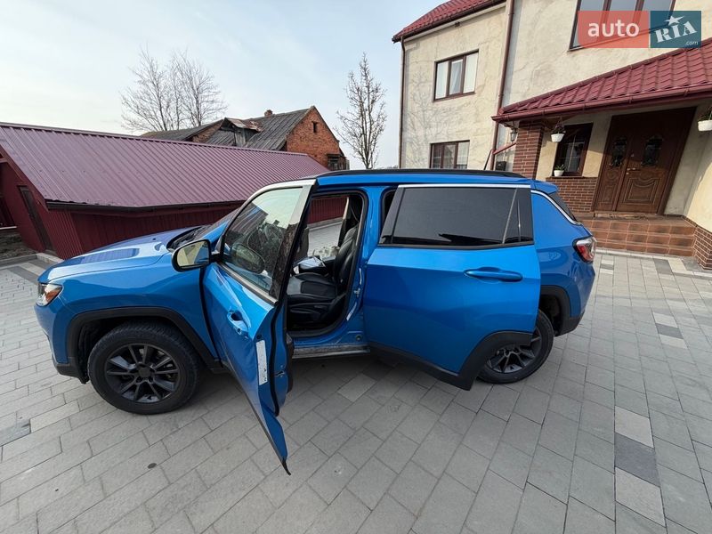 Внедорожник / Кроссовер Jeep Compass 2017 в Львове