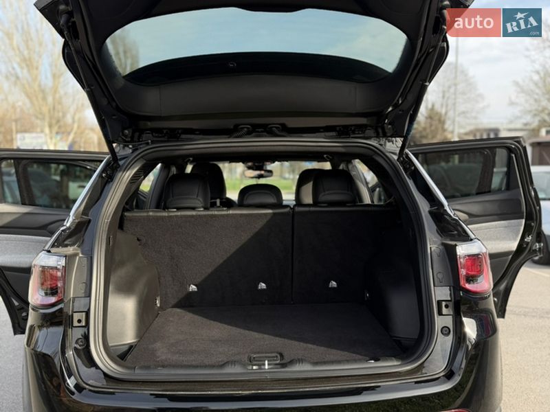 Позашляховик / Кросовер Jeep Compass 2025 в Запоріжжі фото 31 Позашляховик / Кросовер Jeep Compass 2025 в Запоріжжі