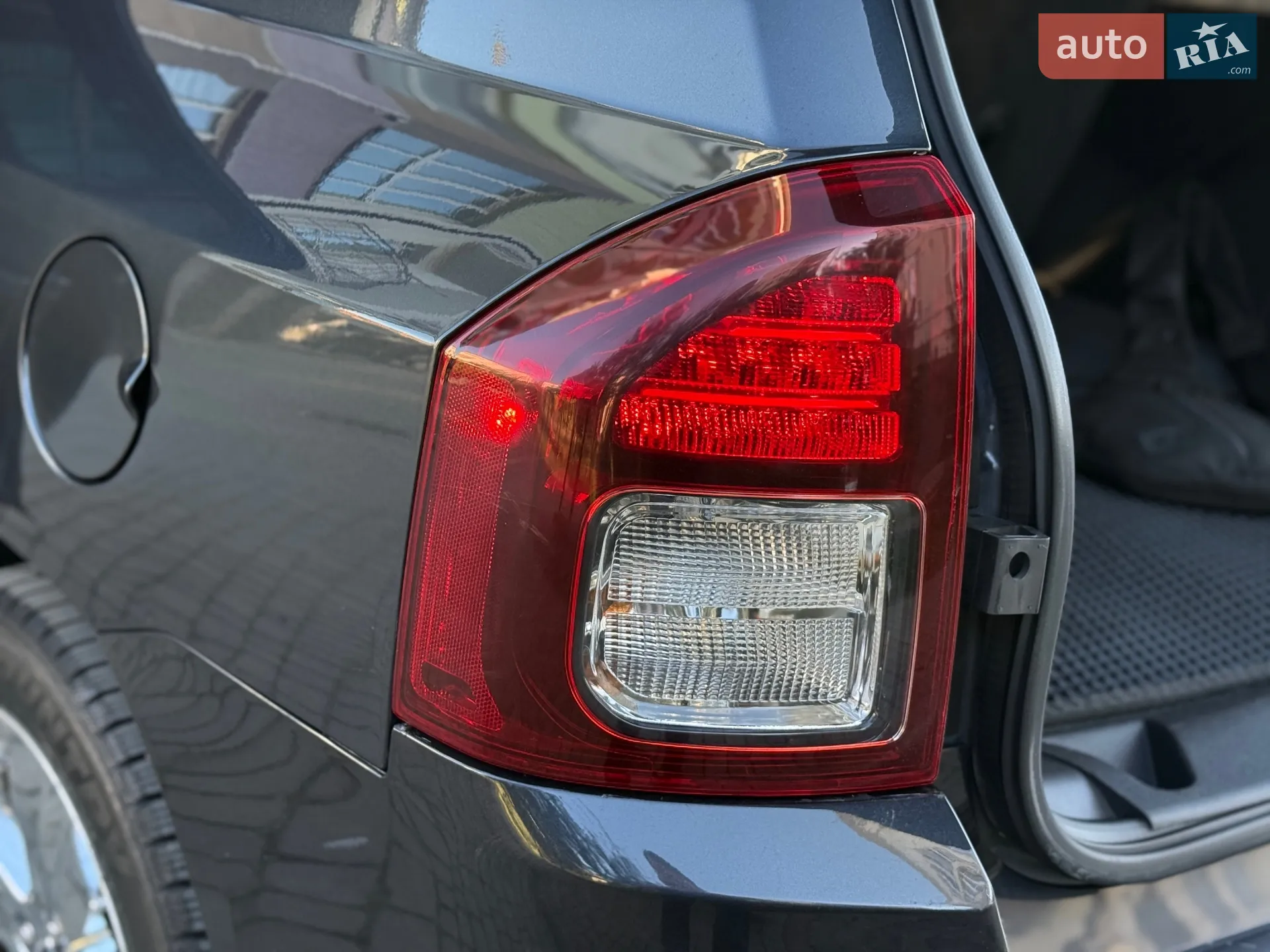 2014 Jeep Compass - мініатюра 44