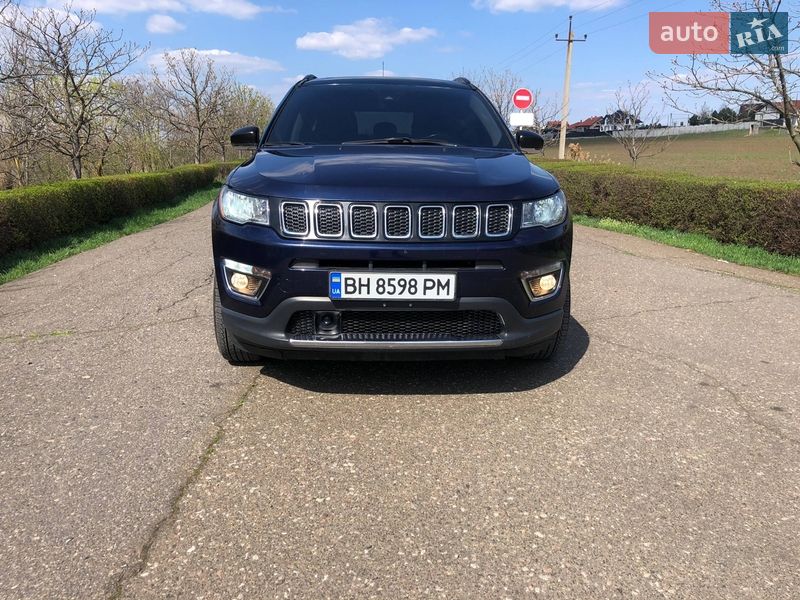 2019 Jeep Compass LI, VIN 3C4NJDCB5KT748384:plate — фото 1 (autoria)