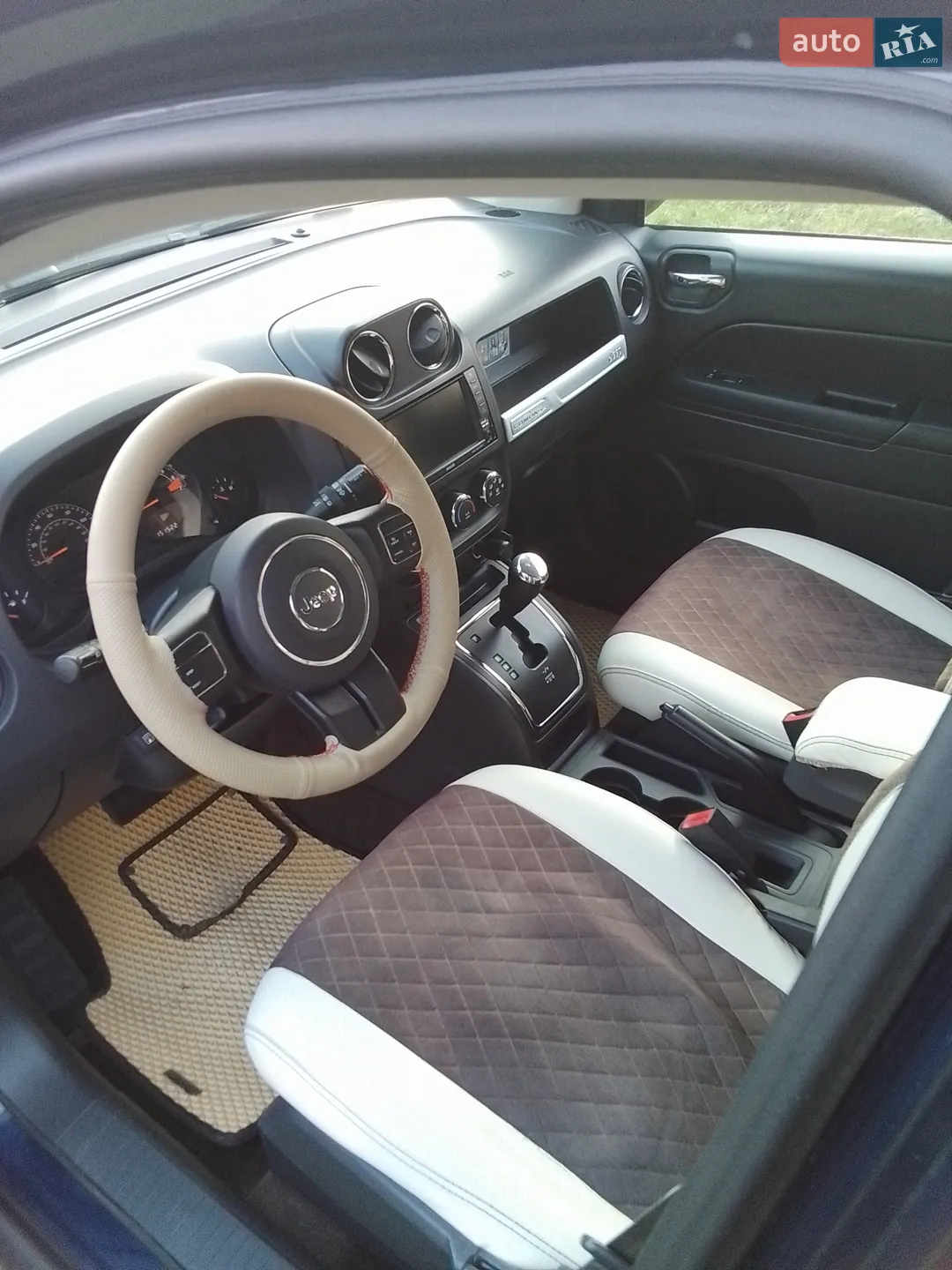 2016 Jeep Compass - мініатюра 9
