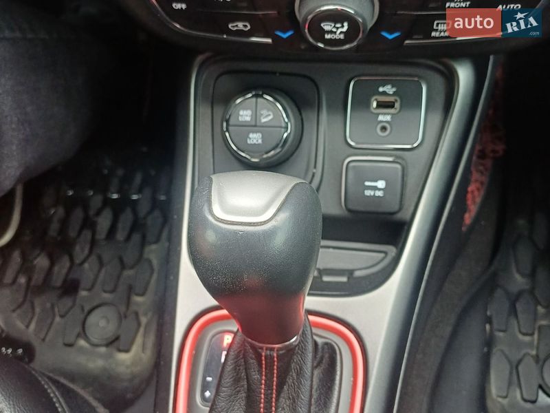 Внедорожник / Кроссовер Jeep Compass 2017 в Львове