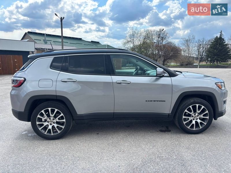 Позашляховик / Кросовер Jeep Compass 2020 в Валках