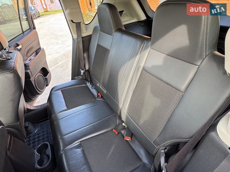 Внедорожник / Кроссовер Jeep Compass 2013 в Дубровице фото 34 Внедорожник / Кроссовер Jeep Compass 2013 в Дубровице