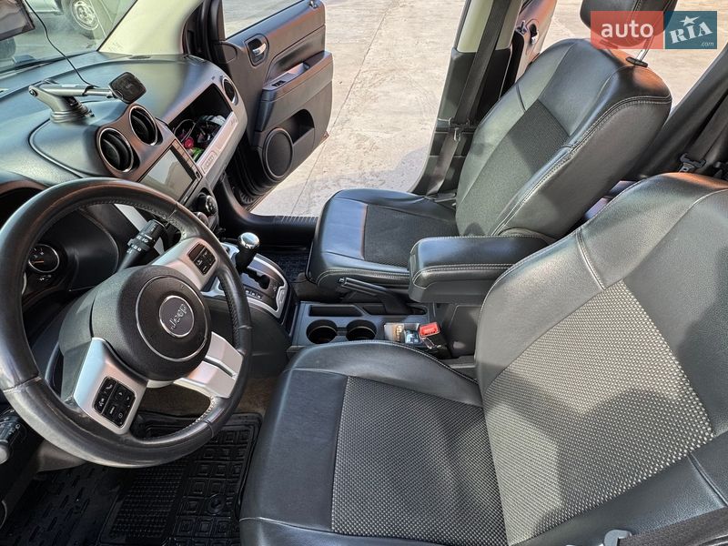 Внедорожник / Кроссовер Jeep Compass 2013 в Дубровице фото 36 Внедорожник / Кроссовер Jeep Compass 2013 в Дубровице