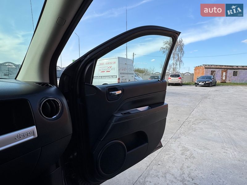 Внедорожник / Кроссовер Jeep Compass 2013 в Дубровице фото 47 Внедорожник / Кроссовер Jeep Compass 2013 в Дубровице