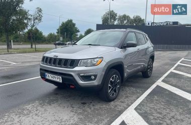 Внедорожник / Кроссовер Jeep Compass 2021 в Киеве