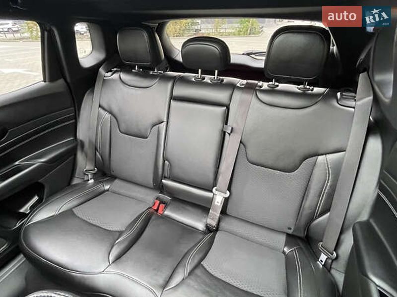 Внедорожник / Кроссовер Jeep Compass 2023 в Киеве