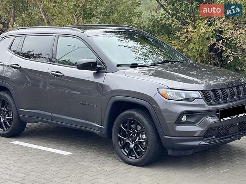 Внедорожник / Кроссовер Jeep Compass 2023 в Киеве