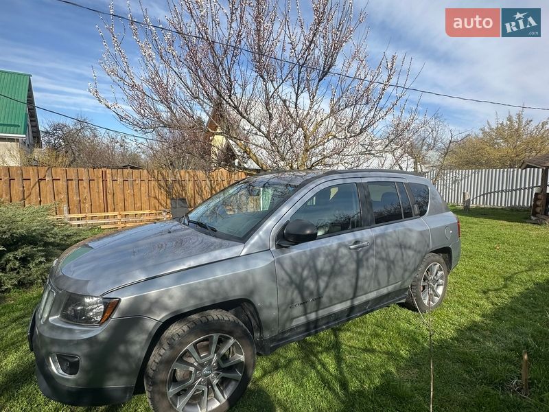 Внедорожник / Кроссовер Jeep Compass 2016 в Глевахе