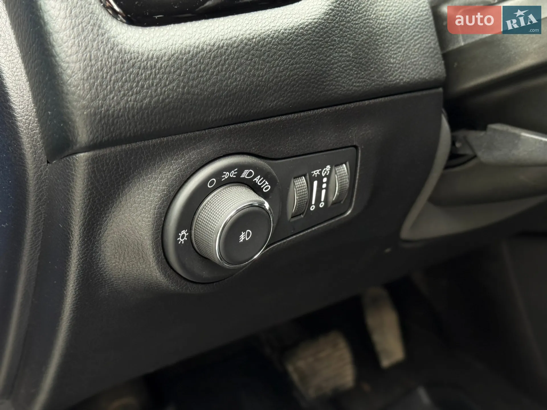 2019 Jeep Compass - мініатюра 10