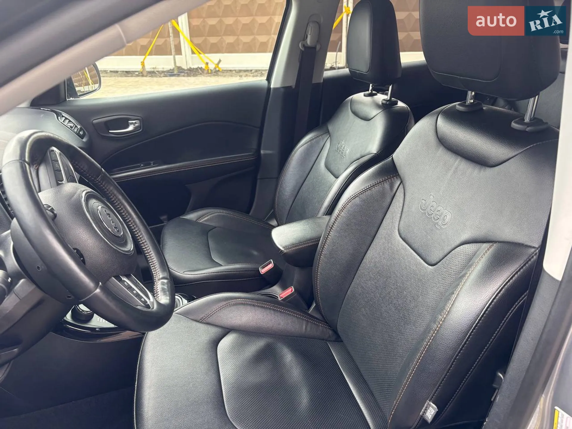 2020 Jeep Compass - мініатюра 17