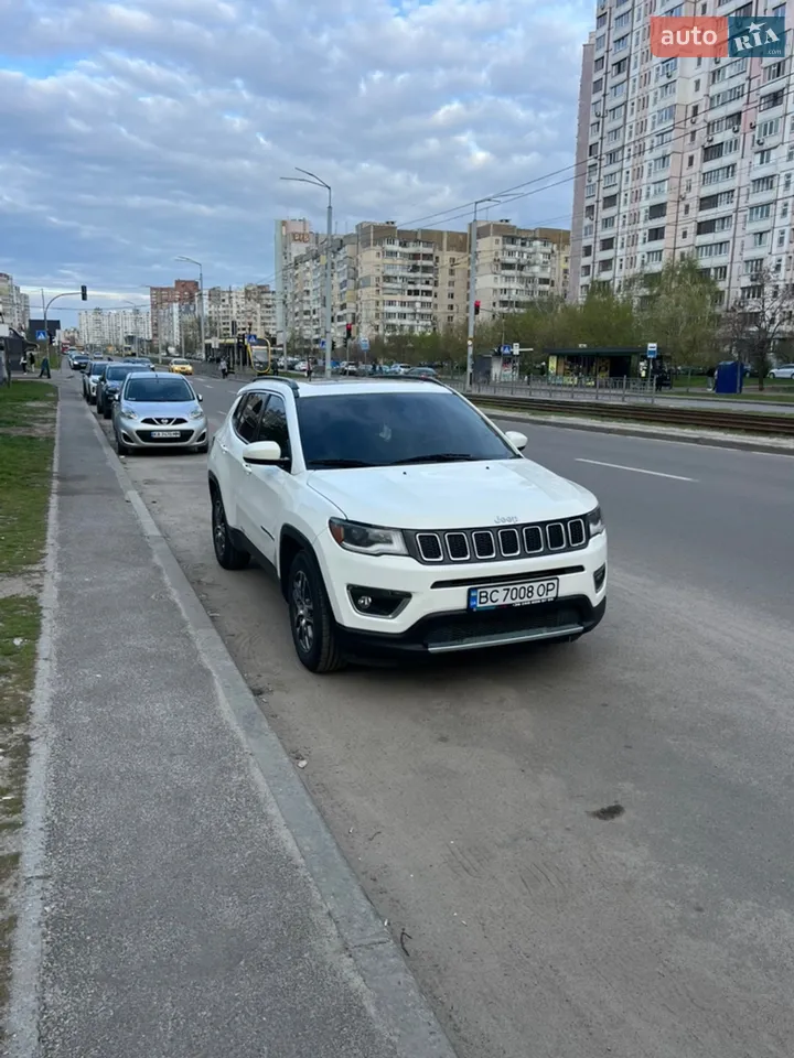 2019 Jeep Compass - мініатюра 13