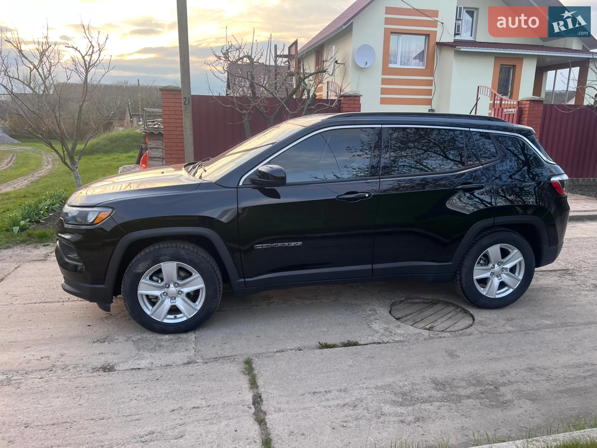 2021 Jeep Compass - мініатюра 2