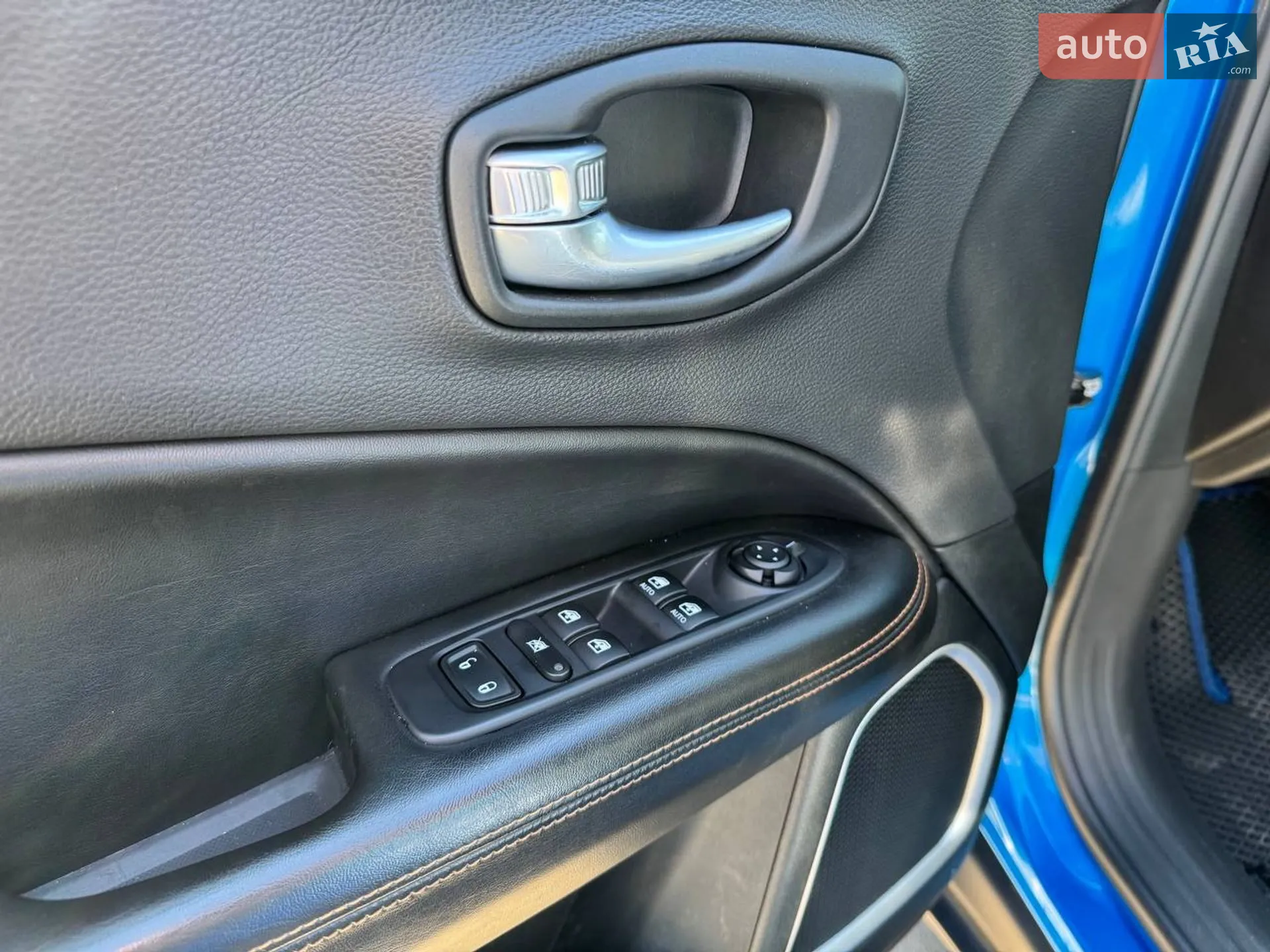 2018 Jeep Compass - мініатюра 18