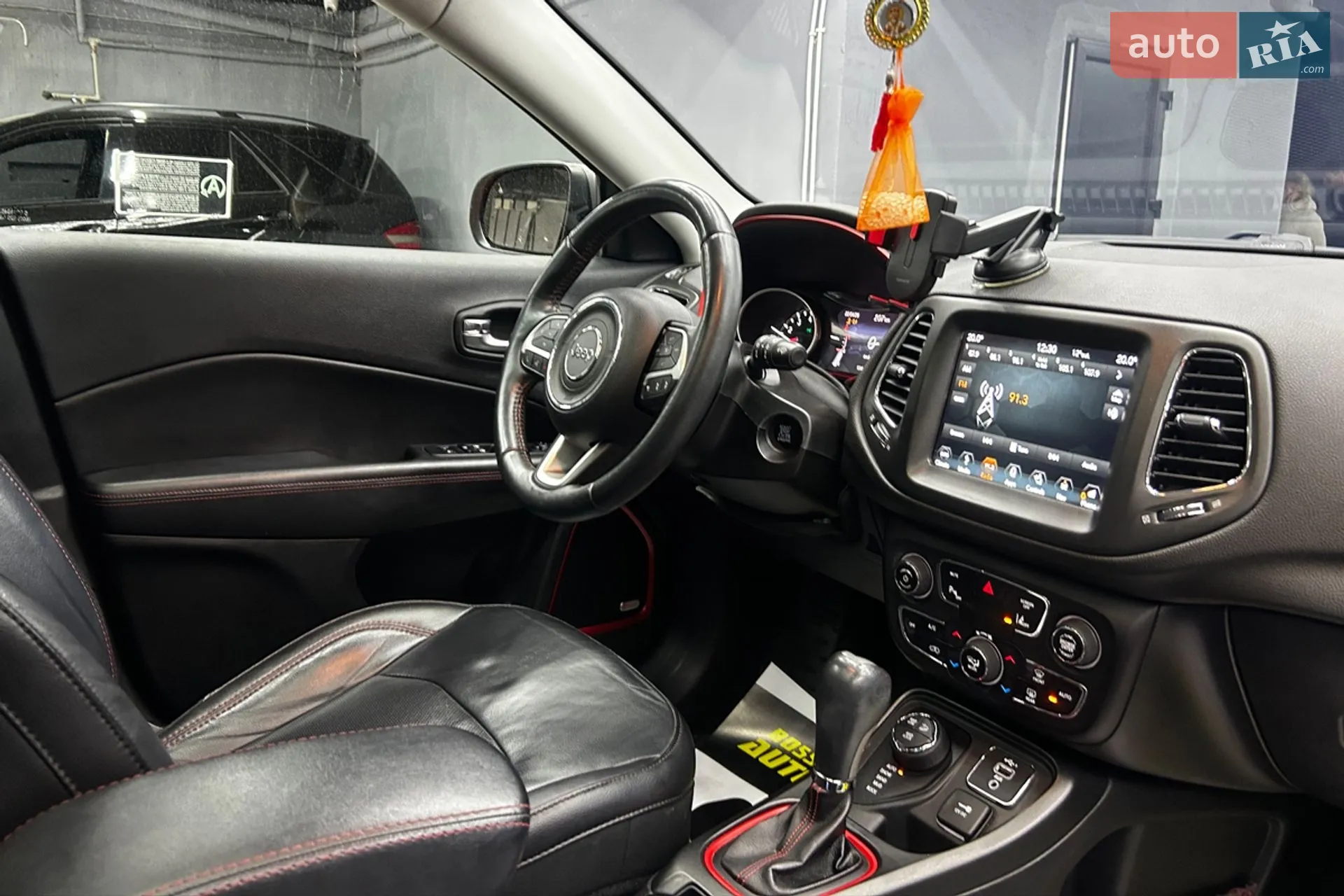 2019 Jeep Compass - мініатюра 21