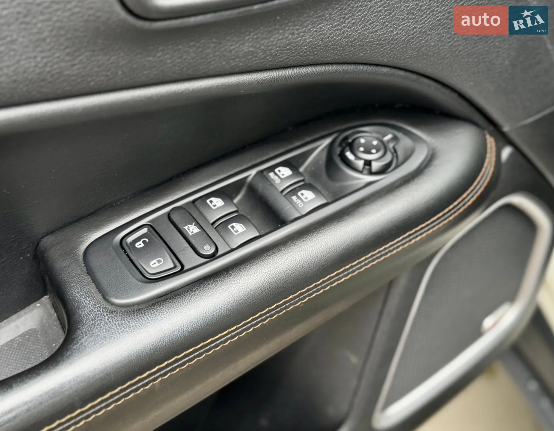 2018 Jeep Compass - мініатюра 20