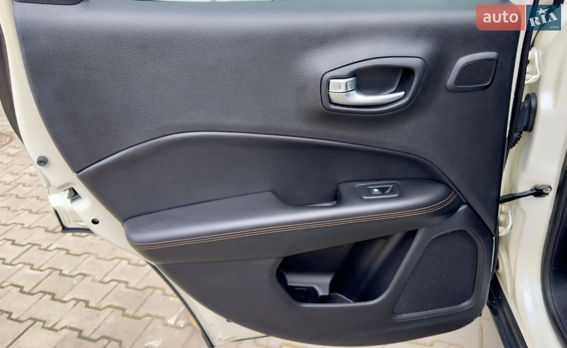 2018 Jeep Compass - мініатюра 44