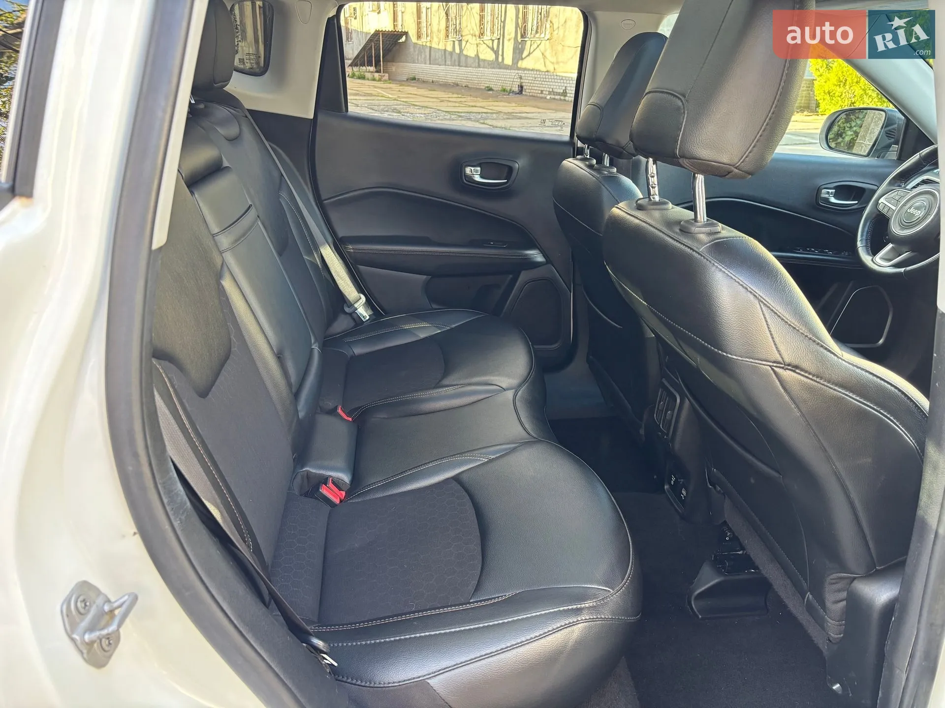 2019 Jeep Compass - мініатюра 25