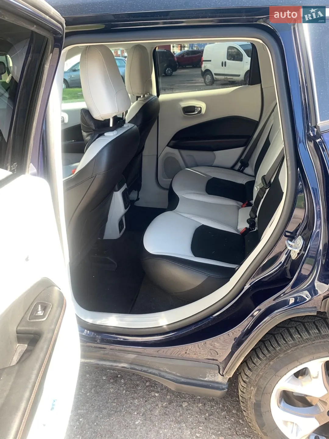 2020 Jeep Compass - мініатюра 14