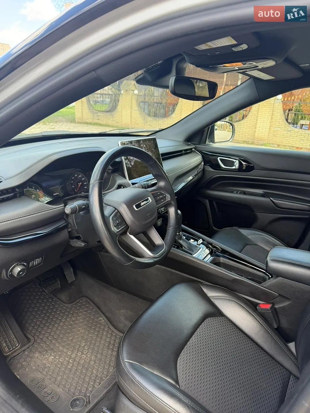 2022 Jeep Compass - мініатюра 23
