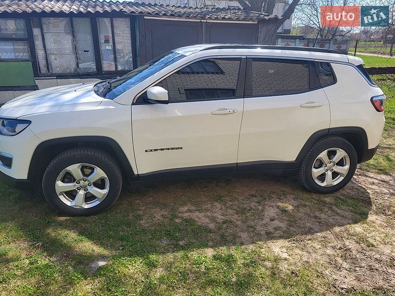 Позашляховик / Кросовер Jeep Compass 2017 в Києві