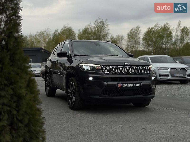 Внедорожник / Кроссовер Jeep Compass 2023 в Ровно
