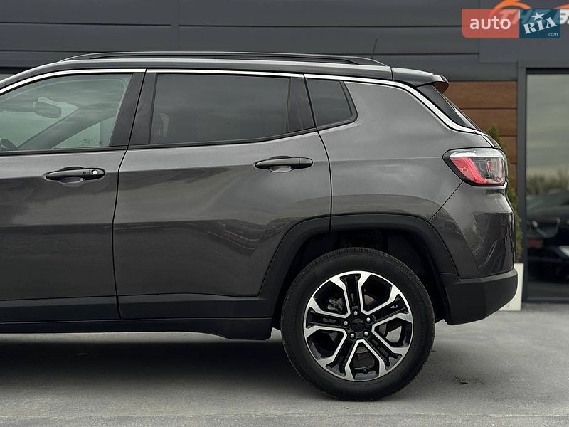 Внедорожник / Кроссовер Jeep Compass 2023 в Ровно